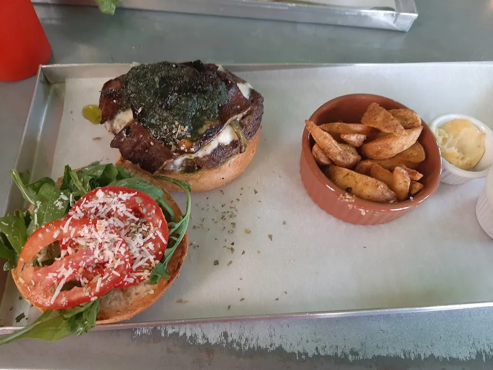 Burger Burrata Pesto